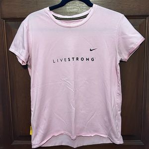 Nike Live Strong Youth Large T-Shirt